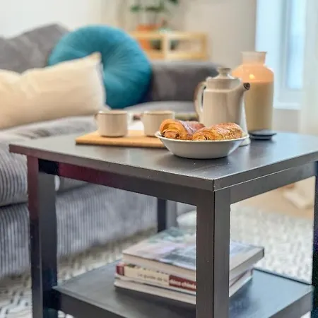 Elegance Au Coeur De Apartment